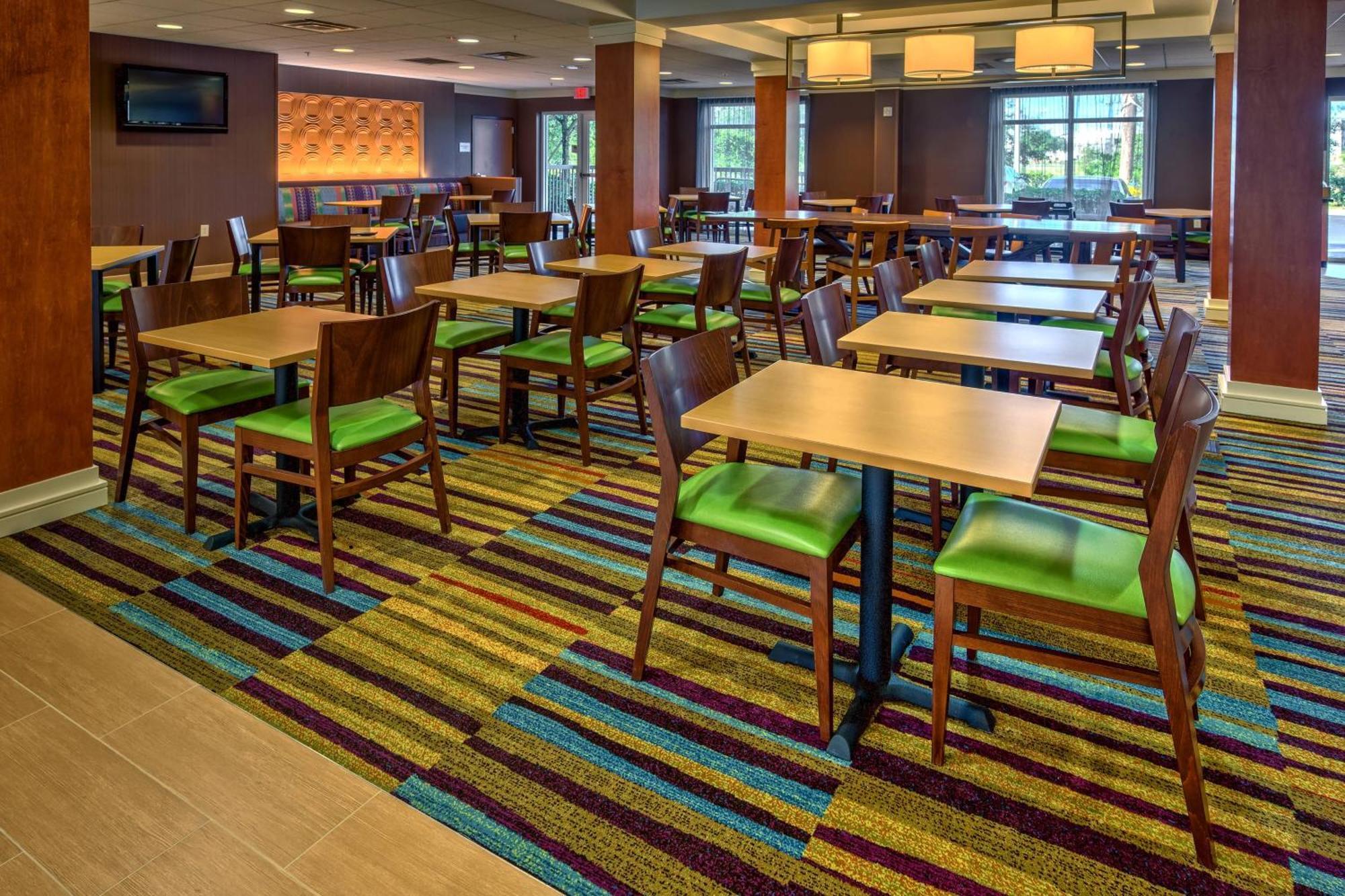 Fairfield Inn And Suites By Marriott Naples Golden Gate Exterior photo