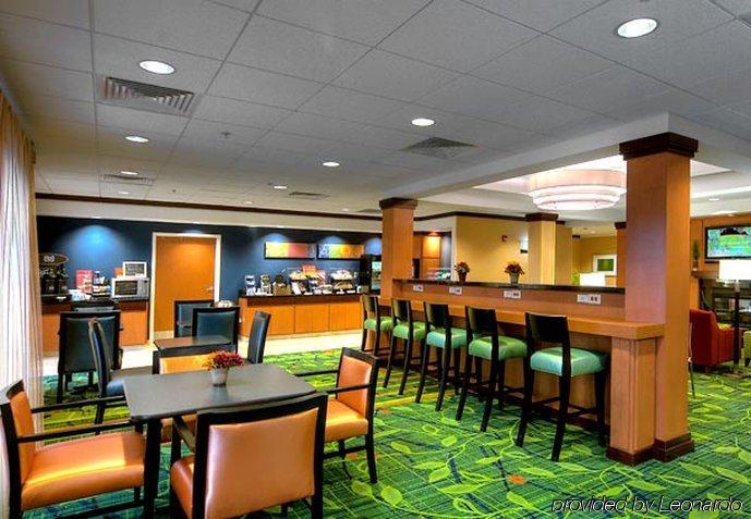 Fairfield Inn And Suites By Marriott Naples Golden Gate Exterior photo